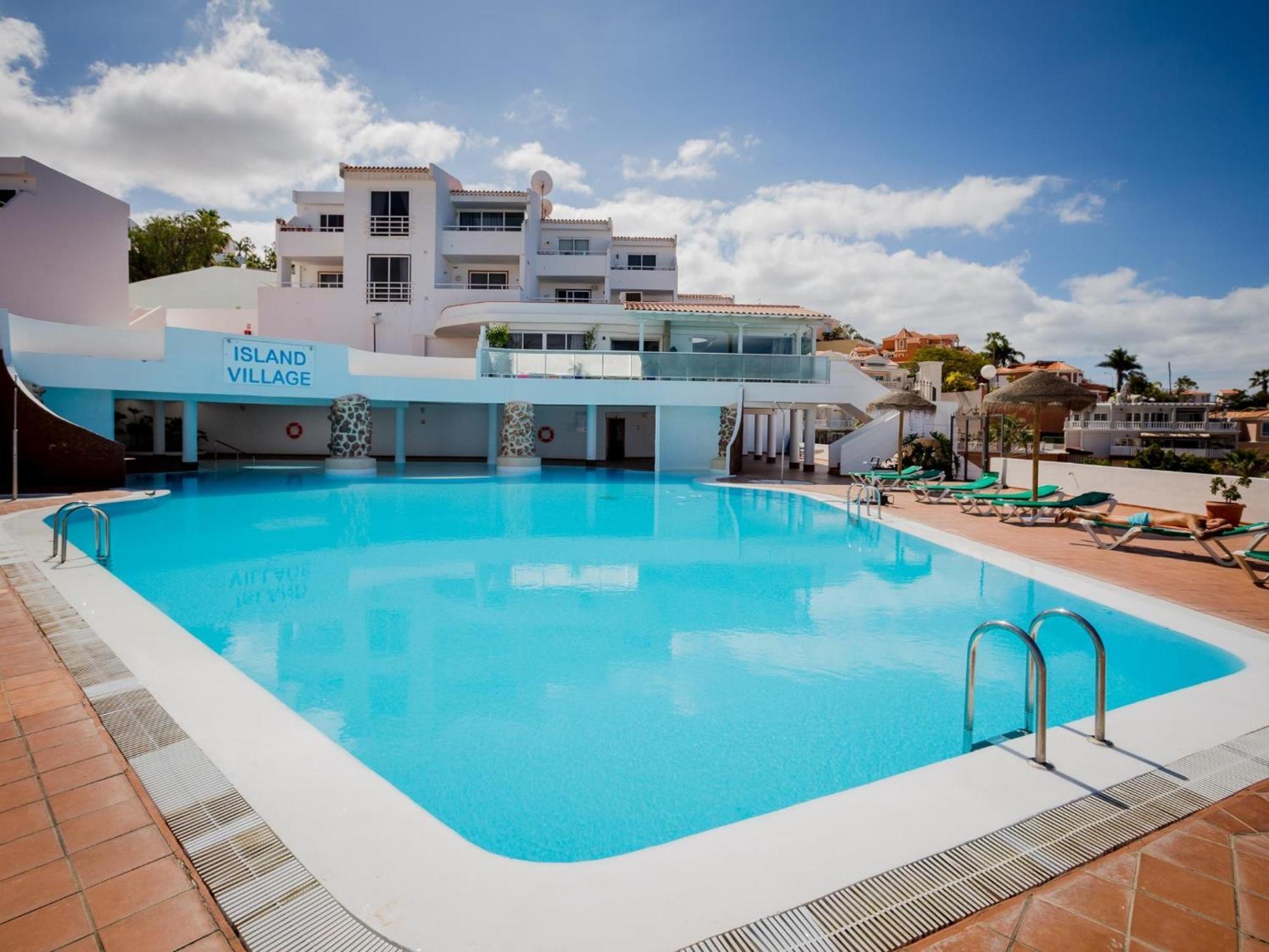 4 Island Village With Wi Fi And Pool 아데제 외부 사진
